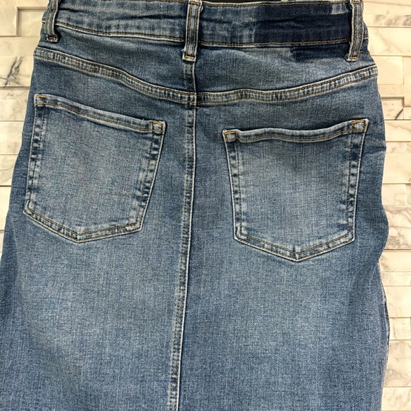 Zara Women's high rise denim skirt - Picture 7 of 8